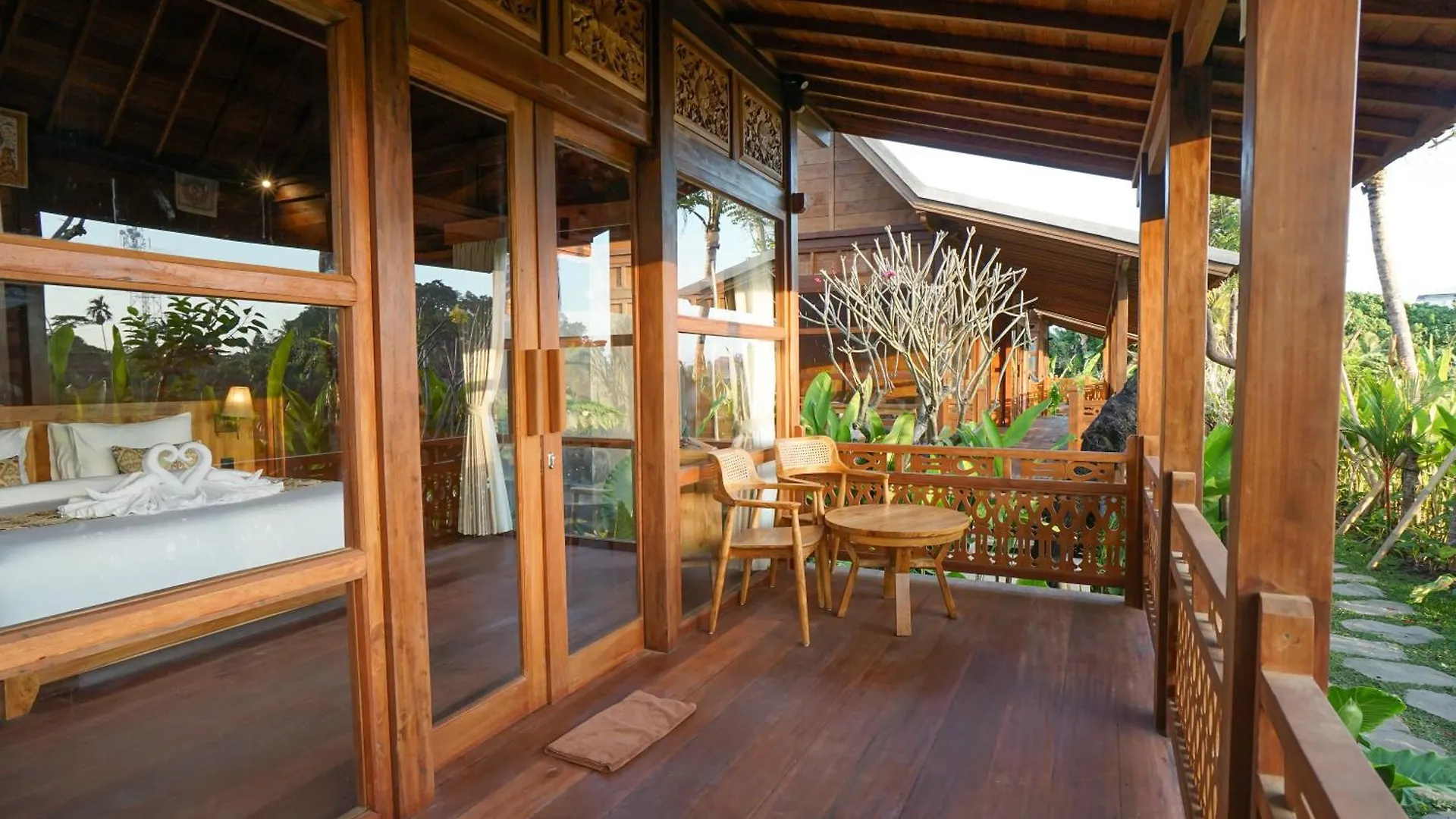 **** Holiday park Ubud Art Resort Indonesia
