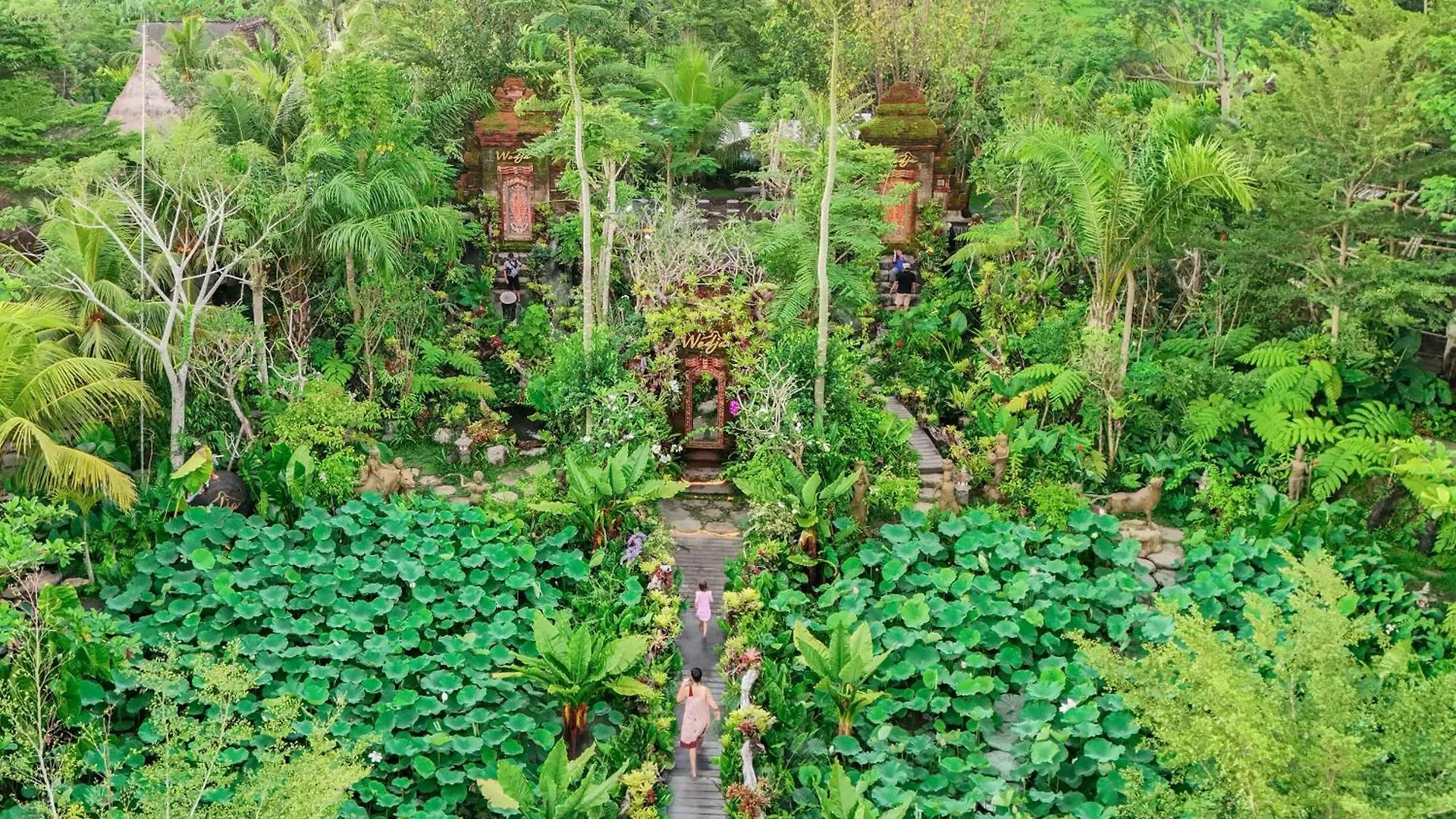 Ubud Art Resort 4*,